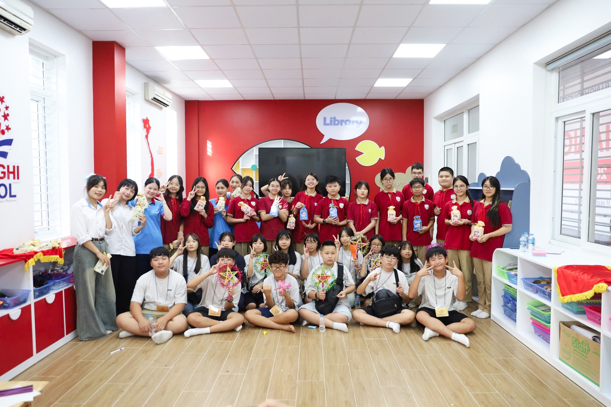 HNSers giao lưu cùng đoàn Sở giáo dục Youngam (Hàn Quốc) 