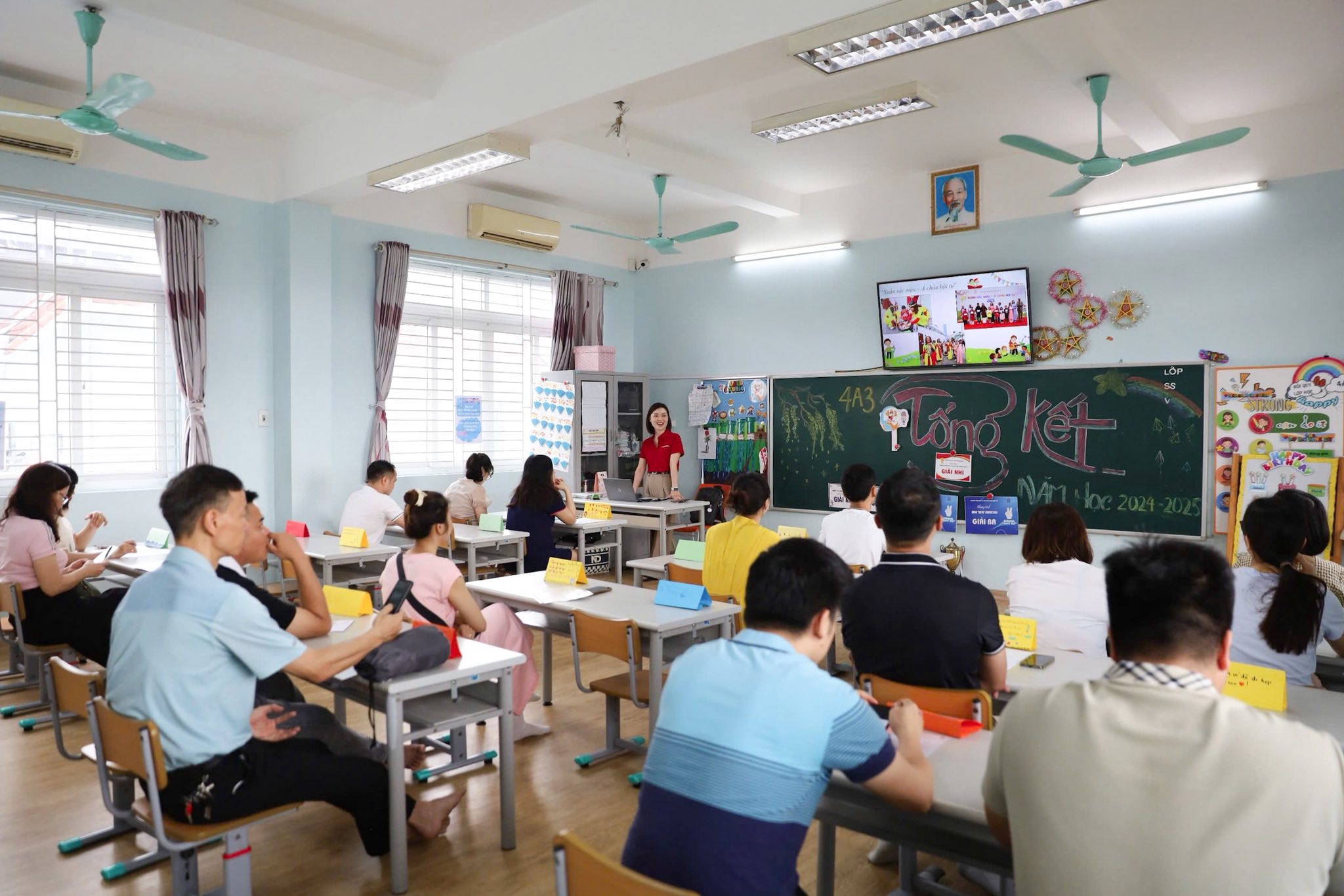 HỌP PHỤ HUYNH CUỐI NĂM HỌC 2024-2025