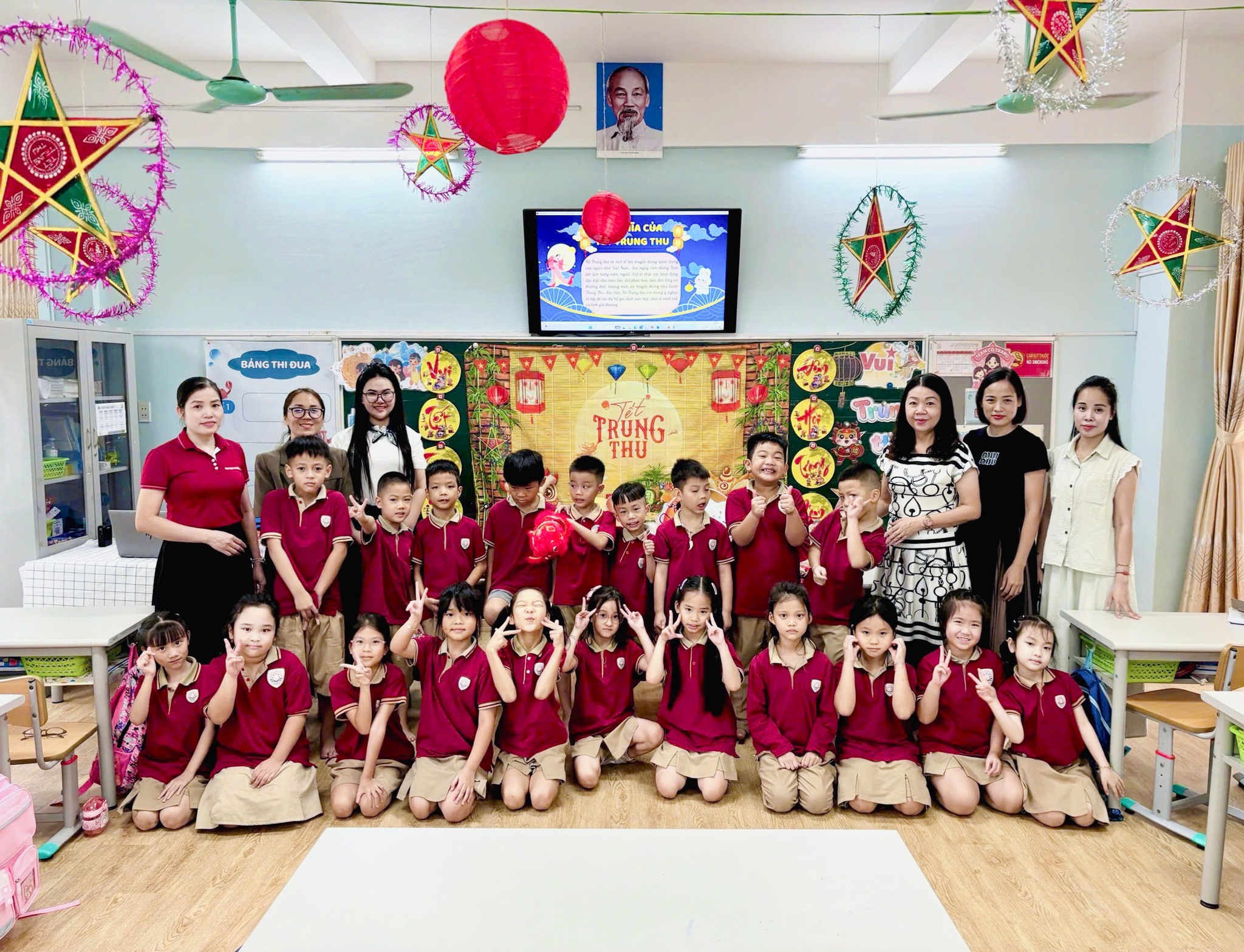 Niềm vui tròn đầy trong ngày Tết Trung thu 2025 