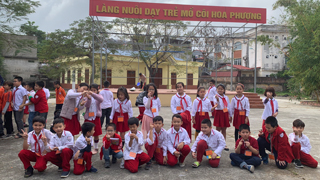 Xuân yêu thương - Tết chia sẻ