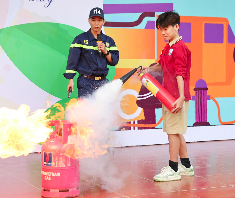 tieu hoc_bong da_2024