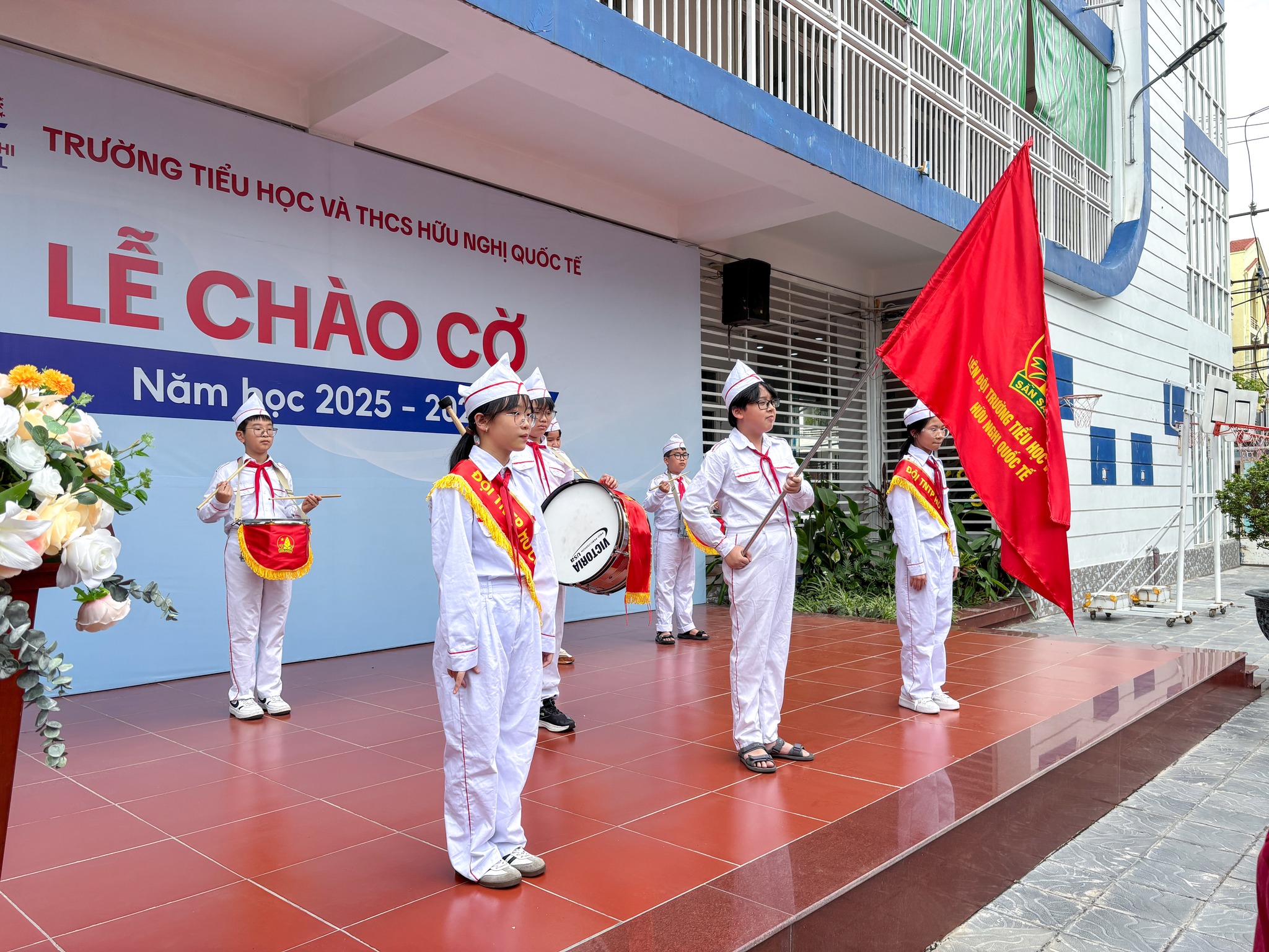 CHÀO CỜ ĐẦU THÁNG 5/2026: ĐỔI MỚI SÁNG TẠO VÀ BỨT PHÁ CÙNG KỸ NĂNG SỐNG